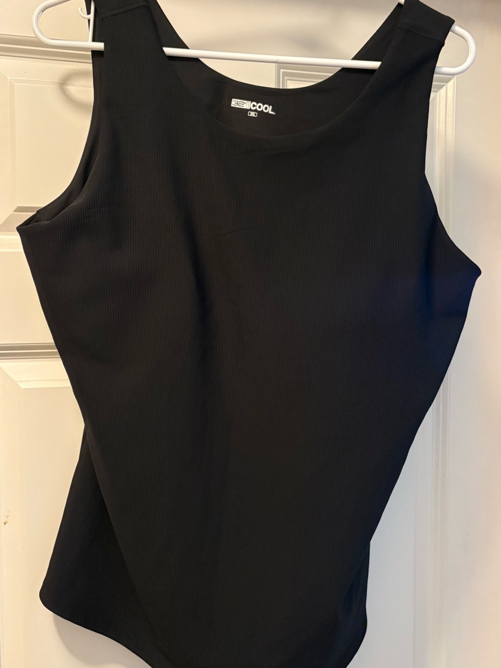 32 Degees Cool Sz XXL Black Ribbed Sleeveless Built In Bra Polyester Spandex Top